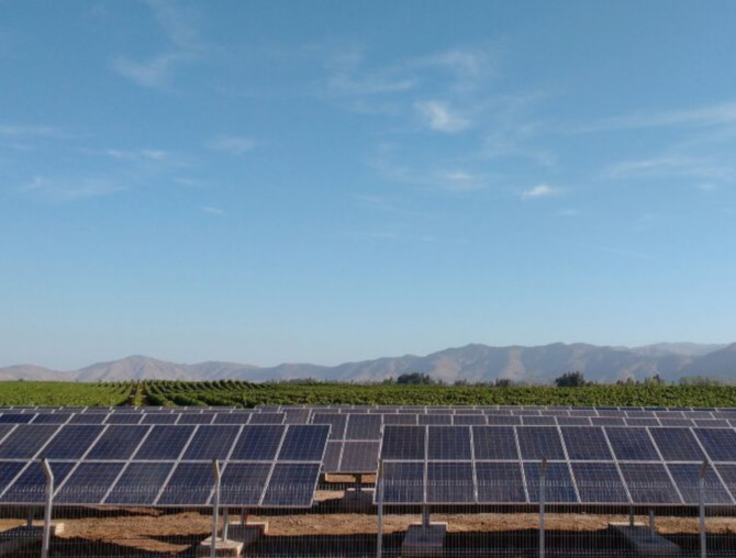 paneles solares en Las Lomas. Chile